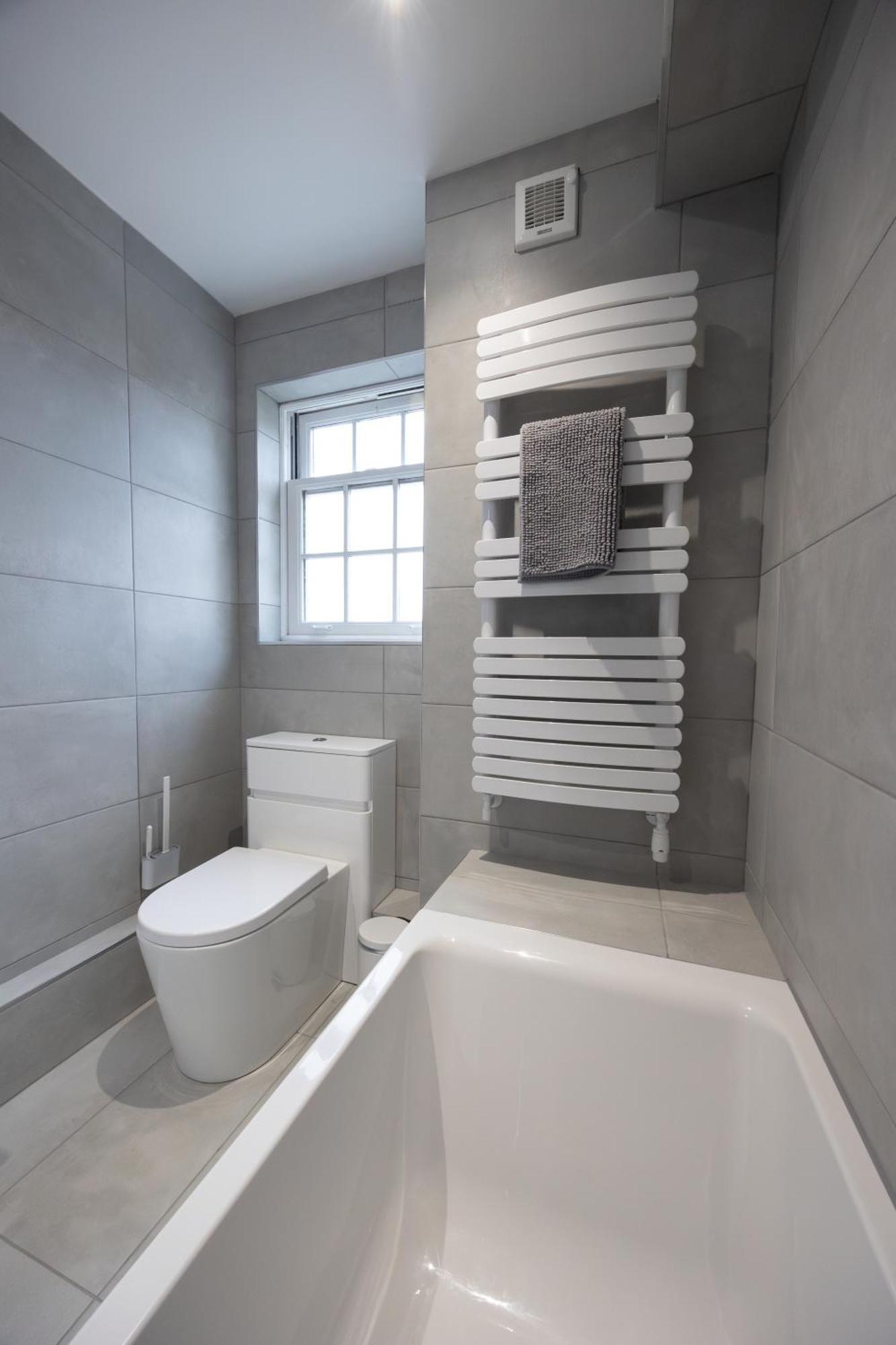 Stunning 3Br, Free Parking, Near Town Center, Long Term Discoun Apartment เรดดิ้ง ภายนอก รูปภาพ